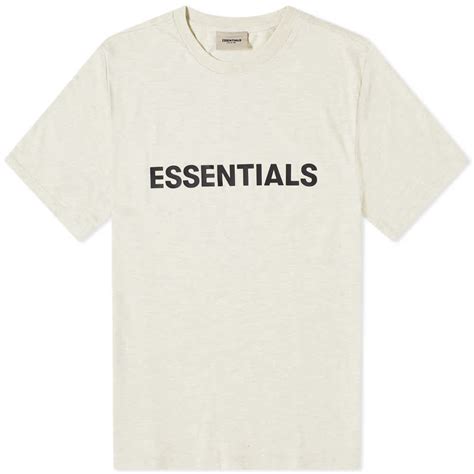 FEAR OF GOD ESSENTIALS FRONT LOGO TEE OATMEAL .